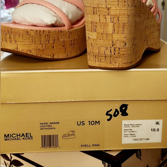 MK Hazel Wedge Leather Pink NWB Size 10 - Picture 10 of 10